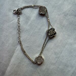Chic Silver Floral Bracelet